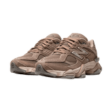 New Balance 9060 Mushroom