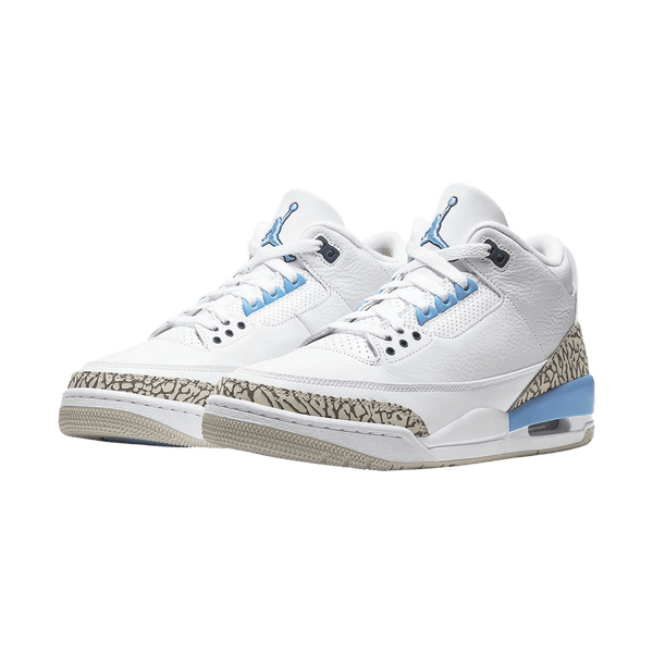 Air Jordan 3 “UNC”