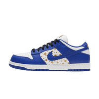 Nike SB Dunk Low Supreme Stars Hyper Royal