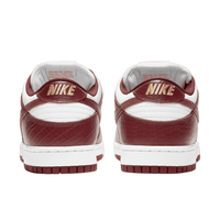 Nike SB Dunk Low Supreme Stars Barkroot Brown