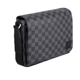 Louis Vuitton District Pm